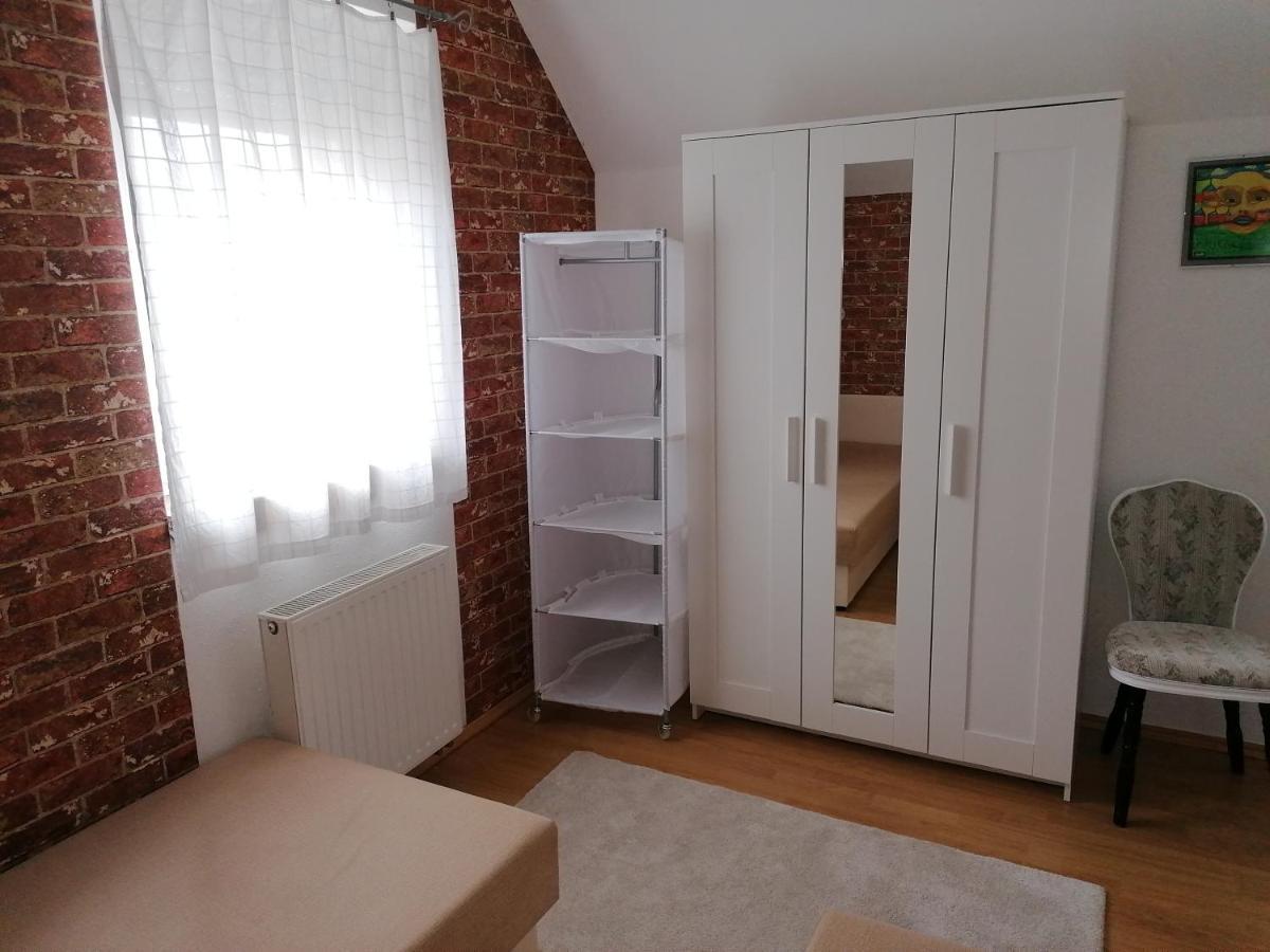 Taban Apartman Dunakeszi Extérieur photo
